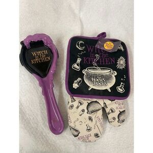 Disney Hocus Pocus Witch in the Kitchen Spoon Rest Oven Mitt Pot Holder Set 3pc